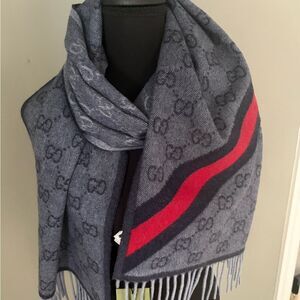 ✨GUCCI NWT NEW NIKKY Scarf